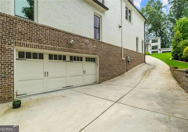 3rd image of 2571 Winding Ln Ne, Atlanta, GA 30319 | MLS# 10771973