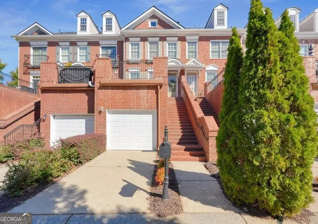 Condo for sale at 5905 Waters Edge Trl, Roswell, GA 30075 | MLS# 10876999