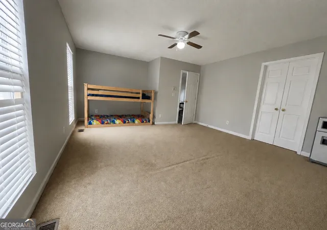 Photo 3 of Single family home for sale at 828 Tradd Ct, Stone Mountain, GA 30087 | MLS# 10783549 | Listing updated on 2026-10-08