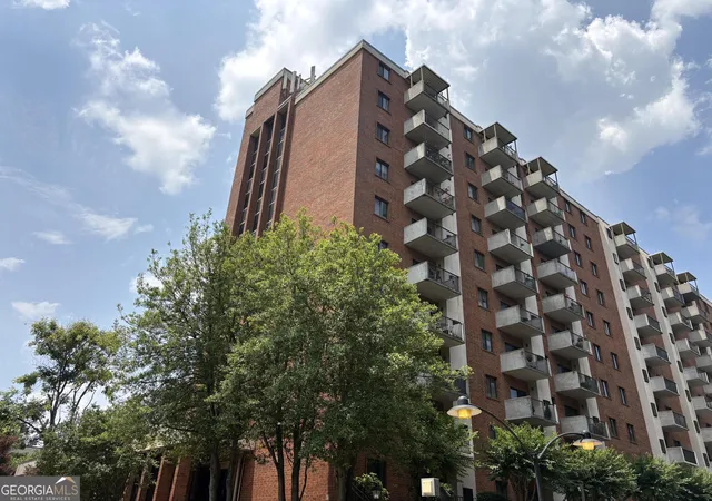 1st image of 300 Johnson Ferry Rd Ne #B311, Atlanta, GA 30328 | MLS# 10791620