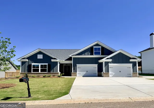 Homes for sale in Homer, GA | 154 Classic Overlook, Homer, GA 30547 | MLS# 10668904