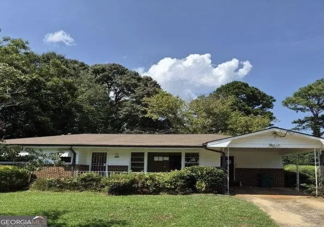 Photo 1 of Sale Pending at 2864 Valley Ridge Dr, Decatur, GA 30032 | MLS# 10833121 | Listing updated on 2026-09-11