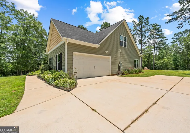 Homes for sale in Luthersville, GA | 1041 Dunlap Rd, Luthersville, GA 30251 | MLS# 10796853