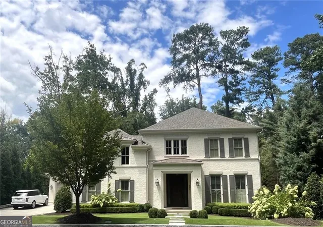 Photo 1 of Single family home for sale at 934 Winall Dl Rd Ne, Atlanta, GA 30319 | MLS# 10836193 | Listing updated on 2026-09-14