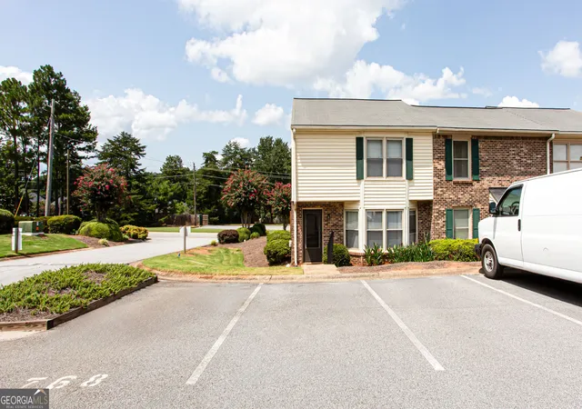 Photo 3 of Condo for sale at 768 Longleaf Dr, Lawrenceville, GA 30046 | MLS# 10830040 | Listing updated on 2026-09-05