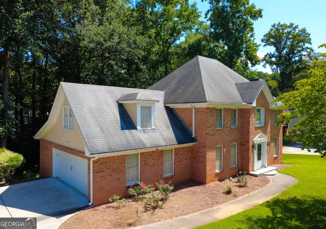 Photo 2 of Single family home for sale at 4631 Kousa Ln, Snellville, GA 30039 | MLS# 10780232 | Listing updated on 2026-10-10