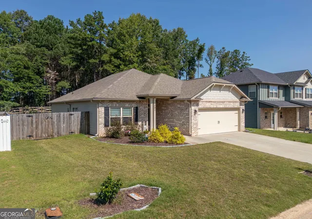 4th image of 241 Magnolia Villas Dr, Cornelia, GA 30531 | MLS# 10825996