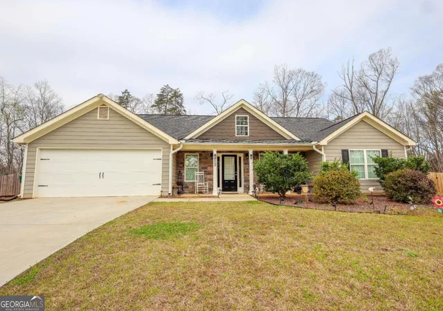 Homes for sale in Gainesville, GA | 5409 Stepstone Wy, Gainesville, GA 30506 | MLS# 10733640