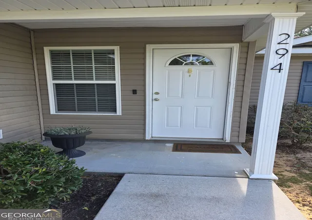 4th image of 294 Lakeside Cir, Baxley, GA 31513 | MLS# 10832415