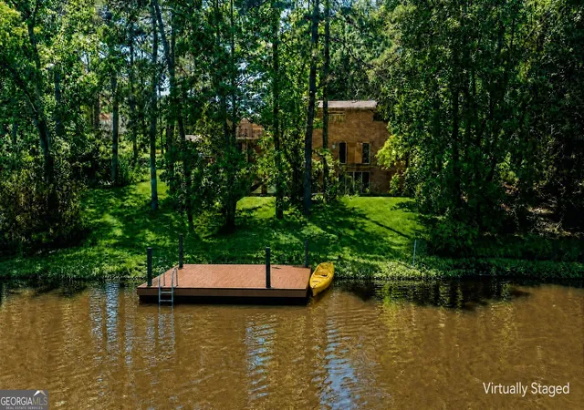 Photo 4 of Single family home for sale at 8 Canterbury Dr, Newnan, GA 30263 | MLS# 10808575 | Listing updated on 2026-09-24