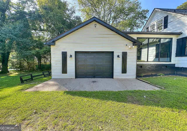 3rd image of 1805 Us Hwy 29, West Point, GA 31833 | MLS# 10766511