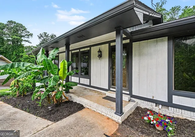 Photo 2 of Single family home for sale at 4268 Smithsonia Ct, Tucker, GA 30084 | MLS# 10781353 | Listing updated on 2026-09-09