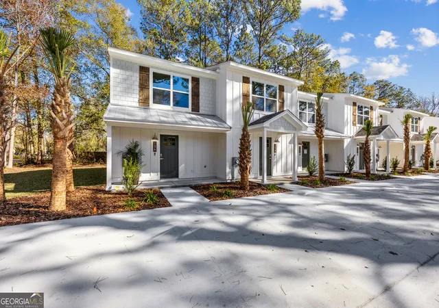 Homes for sale in Kingsland, GA | 174 Clarks Bluff Rd, Kingsland, GA 31548 | MLS# 10768547