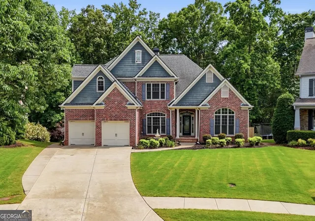 Photo 1 of Single family home for sale at 715 Crescent Cir, Canton, GA 30115 | MLS# 10776450 | Listing updated on 2026-08-29