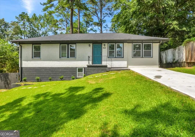 Photo 1 of Sale Pending at 662 Melrose Dr, Forest Park, GA 30297 | MLS# 10822418 | Listing updated on 2026-09-01