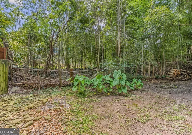 Photo 17 of Sale Pending at 16 Bates Ave Ne, Atlanta, GA 30317 | MLS# 10671808 | Listing updated on 2026-09-11