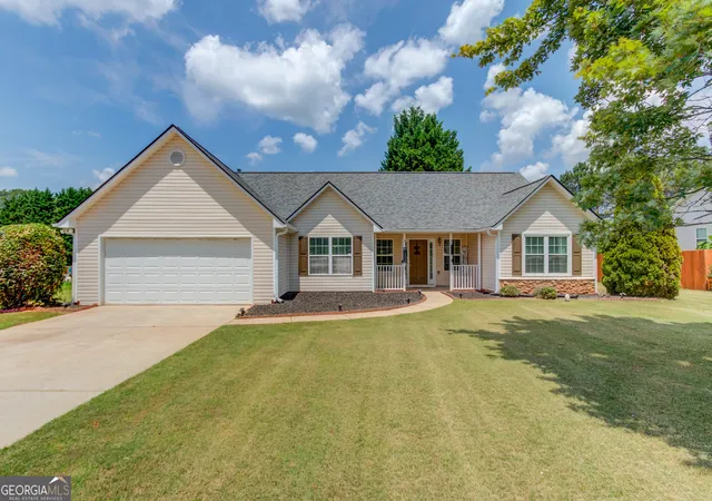 Homes for sale in Commerce, GA | 1092 Ridgeway Rd, Commerce, GA 30529 | MLS# 10786098