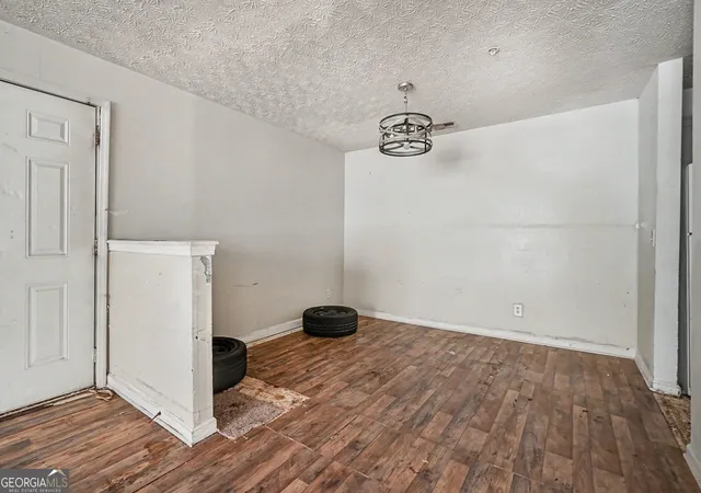 Photo 4 of Condo for sale at 2202 Fairington Village Dr, Lithonia, GA 30038 | MLS# 10826245 | Listing updated on 2026-10-07