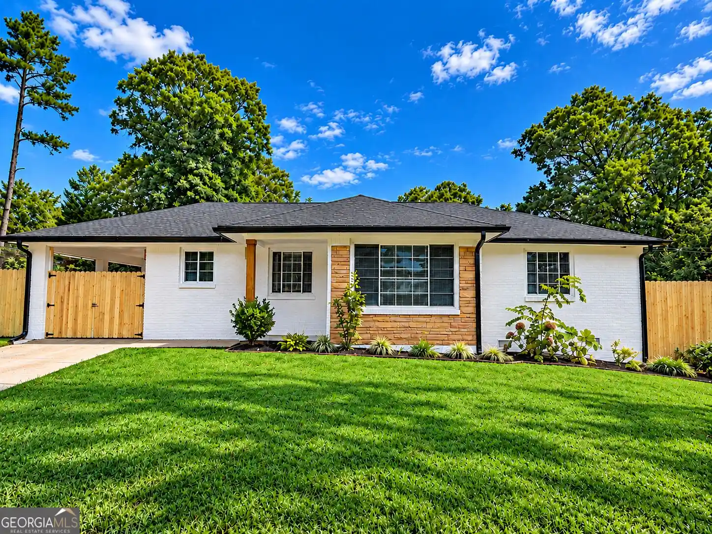 Photo 1 of Single family home for sale at 2118 Glendale Dr, Decatur, GA 30032 | MLS# 10882293 | Listing updated on 2026-10-30