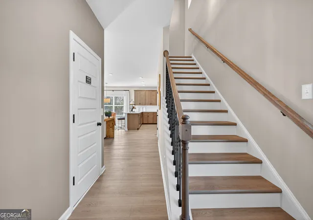 Photo 3 of Single family home for sale at 103 Meadowlark Ln, Cartersville, GA 30120 | MLS# 10831762 | Listing updated on 2026-09-07
