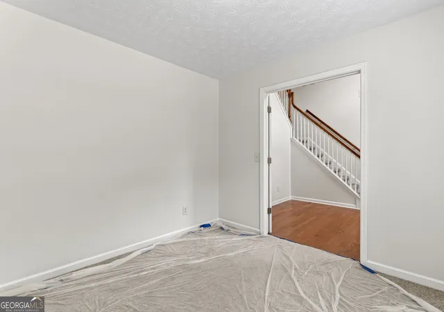 Photo 4 of Single family home for sale at 121 Hickory Branch Dr, Acworth, GA 30101 | MLS# 10834704 | Listing updated on 2026-09-11