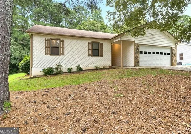 Photo 1 of Sale Pending at 1146 Hutch Ln, Snellville, GA 30078 | MLS# 10834278 | Listing updated on 2026-09-11