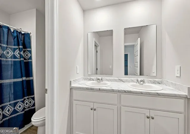 Photo 3 of Single family home for sale at 66 Autumns Wood Dr, Brunswick, GA 31525 | MLS# 10833557 | Listing updated on 2026-09-21
