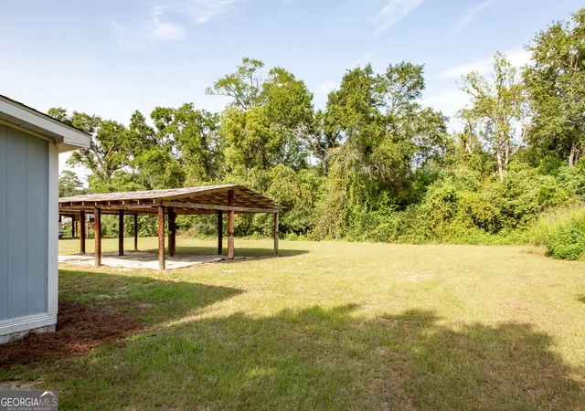 Photo 4 of Manufactured home for sale at 2409 Adams St, Waycross, GA 31501 | MLS# 10828120 | Listing updated on 2026-09-10