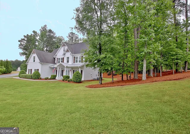 Photo 3 of Single family home for sale at 20 Woodchase Dr, Senoia, GA 30276 | MLS# 10825826 | Listing updated on 2026-10-08
