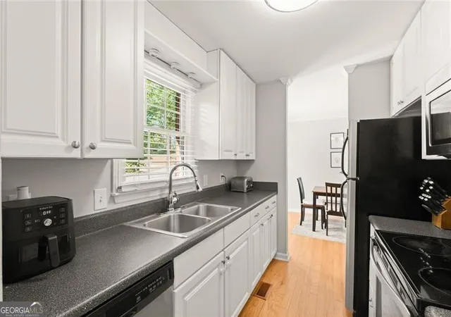 Photo 3 of Single family home for sale at 161 Brighten Ct SW #3, Marietta, GA 30064 | MLS# 10806121 | Listing updated on 2026-07-29