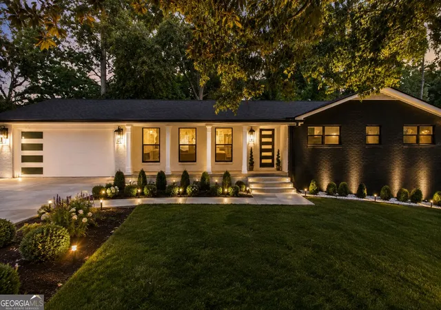 Photo 2 of Single family home for sale at 2600 Lisa Dr Sw, Atlanta, GA 30311 | MLS# 10835676 | Listing updated on 2026-09-12