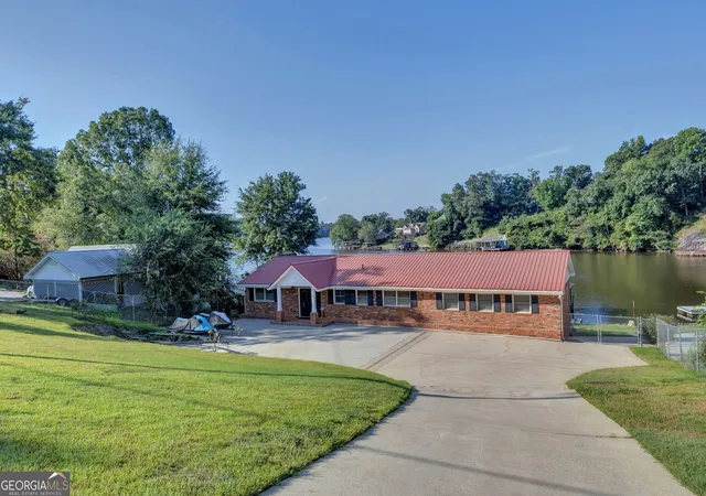 Photo 2 of Single family home for sale at 651 Alcovy North Dr, Mansfield, GA 30055 | MLS# 10832573 | Listing updated on 2026-09-08