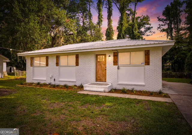 1st image of 421 Nottingham Dr, Brunswick, GA 31525 | MLS# 10806611