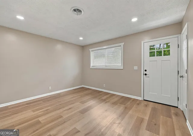 4th image of 421 Nottingham Dr, Brunswick, GA 31525 | MLS# 10806611