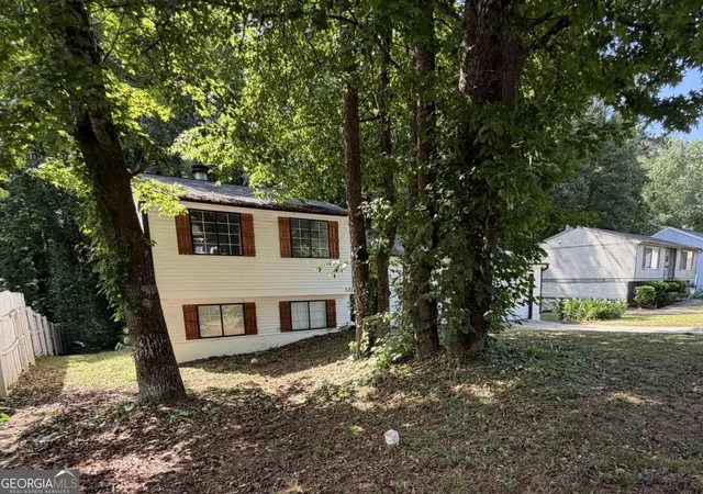 2nd image of 5321 Tasman Trl, Lithonia, GA 30038 | MLS# 10777037