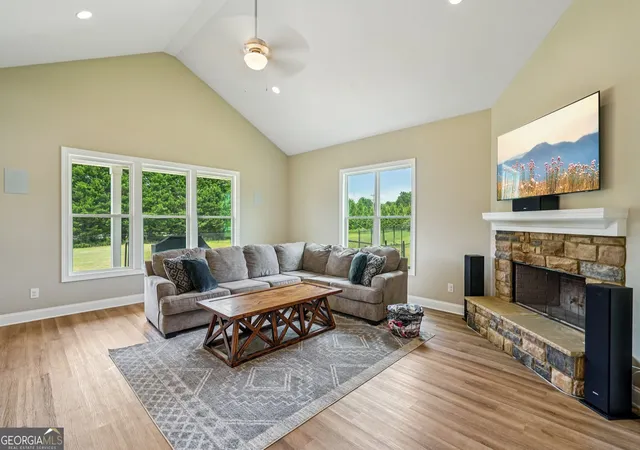 Photo 3 of Single family home for sale at 202 Sage Ct, Eatonton, GA 31024 | MLS# 10817387 | Listing updated on 2026-10-08