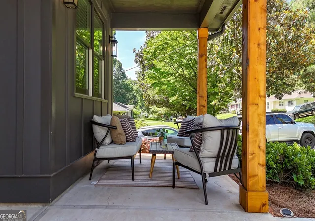 4th image of 2065 Claude St Nw, Atlanta, GA 30318 | MLS# 10786205