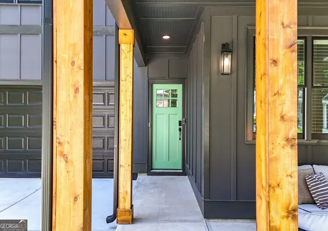 5th image of 2065 Claude St Nw, Atlanta, GA 30318 | MLS# 10786205