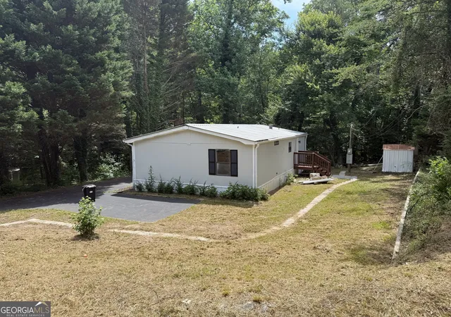 Photo 3 of Sale Pending at 6295 Malibu Rdg, Flowery Branch, GA 30542 | MLS# 10812429 | Listing updated on 2026-09-10