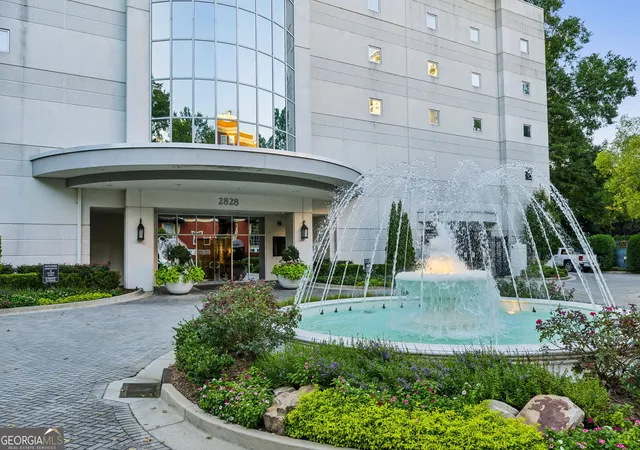 Photo 2 of Condo for sale at 2828 Peachtree Rd Nw #2502, Atlanta, GA 30305 | MLS# 10677316 | Listing updated on 2026-02-11