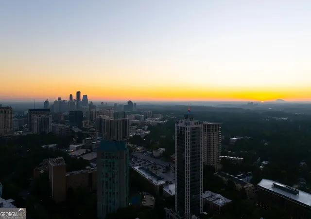 Photo 38 of Condo for sale at 2828 Peachtree Rd Nw #2502, Atlanta, GA 30305 | MLS# 10677316 | Listing updated on 2026-02-11