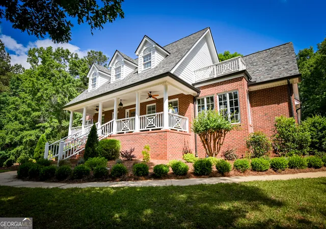 Photo 2 of Single family home for sale at 1040 Thornwell Ct, Athens, GA 30606 | MLS# 10767857 | Listing updated on 2026-07-30