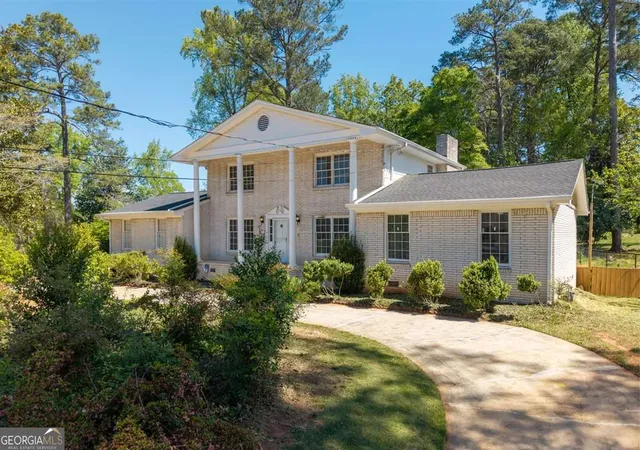 Photo 1 of Sale Pending at 3648 Calumet Rd, Decatur, GA 30034 | MLS# 10807204 | Listing updated on 2026-09-09