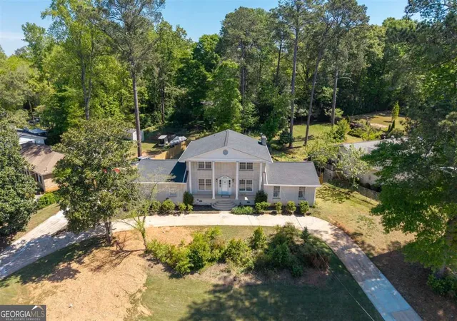 Photo 2 of Sale Pending at 3648 Calumet Rd, Decatur, GA 30034 | MLS# 10807204 | Listing updated on 2026-09-09