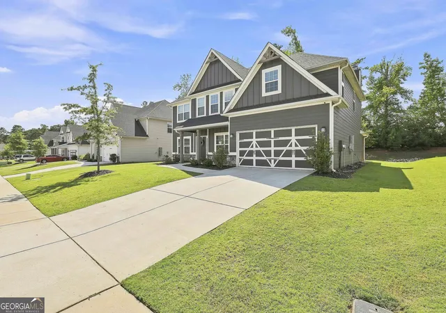 Photo 2 of Single family home for sale at 14 Pinehaven Dr #23, Newnan, GA 30265 | MLS# 10834595 | Listing updated on 2026-09-10