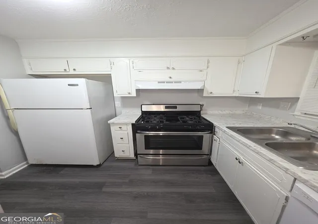 5th image of 6702 Chupp Rd #A & B, Lithonia, GA 30058 | MLS# 10816183