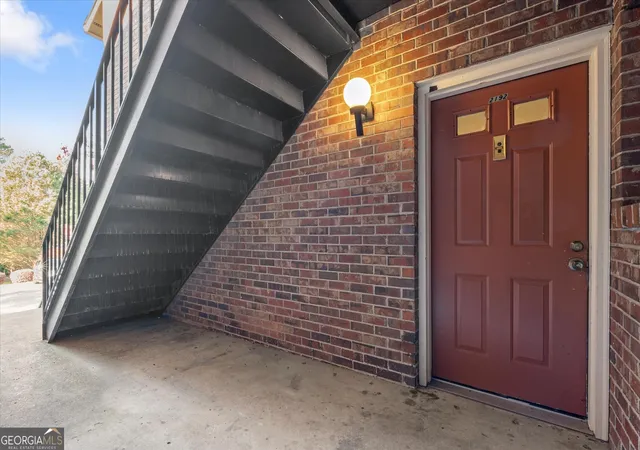 Photo 2 of Condo for sale at 2192 Palmyra Dr Se, Marietta, GA 30067 | MLS# 10802856 | Listing updated on 2026-08-21