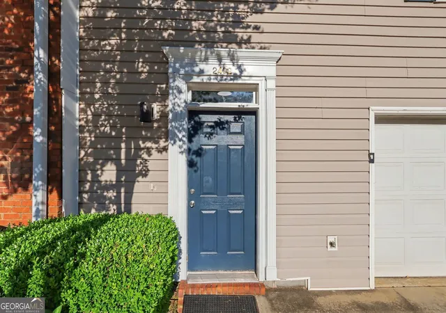 5th image of 2402 Beaver Falls Dr Nw, Norcross, GA 30071 | MLS# 10731307