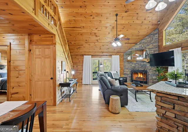 3rd image of 288 Kimbolton Dr, Morganton, GA 30560 | MLS# 10740821