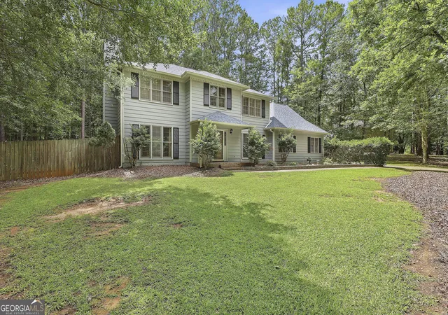 Photo 2 of Sale Pending at 100 Jennings Yard, Peachtree City, GA 30269 | MLS# 10791240 | Listing updated on 2026-08-12